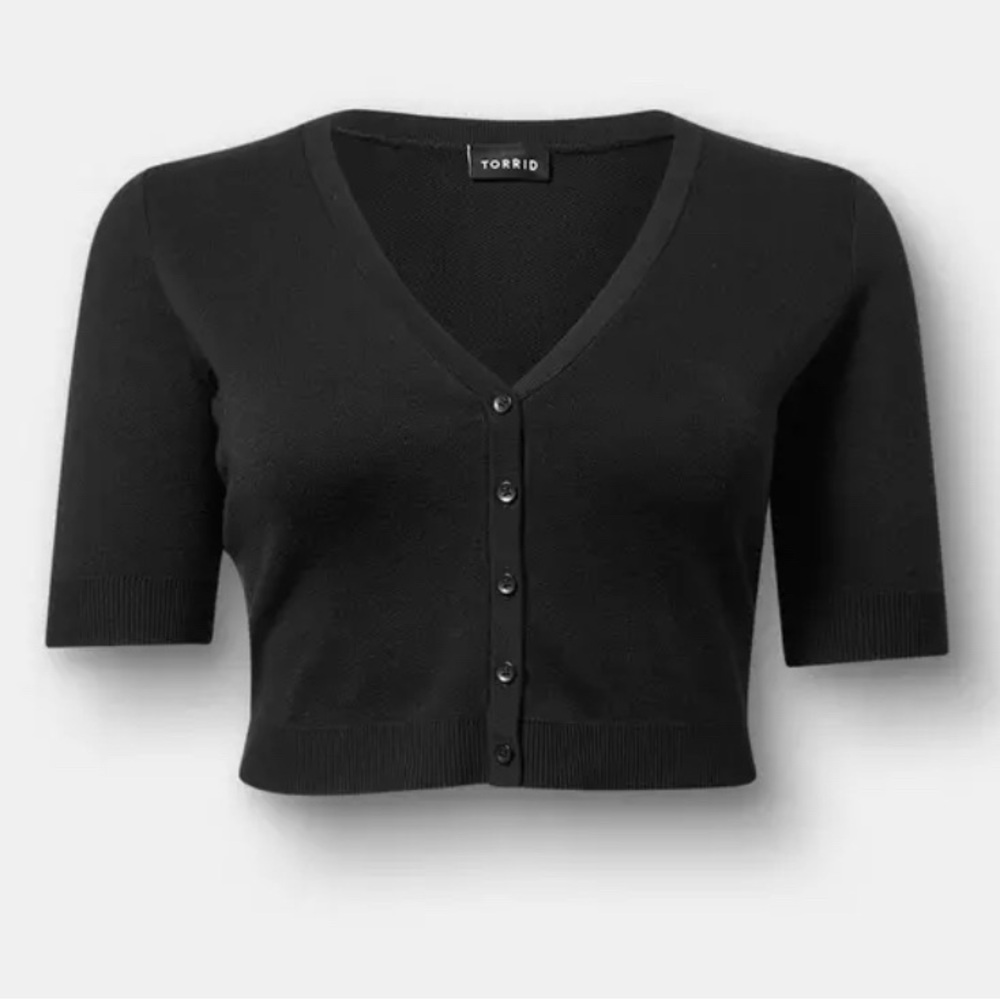 NWOT Torrid Button Front Shrug